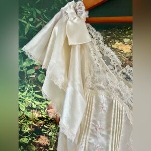 Elegant White Lace Nightgown